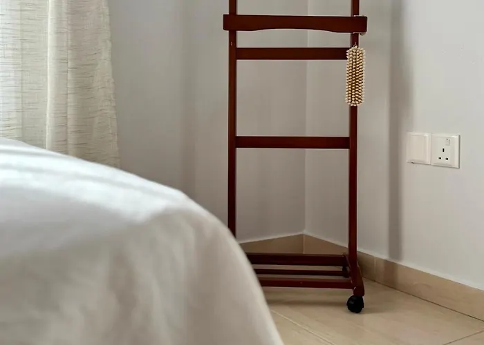 Modern Two Bedroom 2025- Renovated With Pool アパート パ フォス