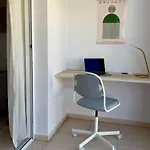 Modern Two Bedroom 2025- Renovated With Pool