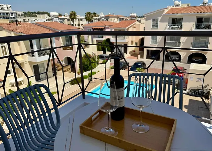 Apartman Modern Two Bedroom 2025- Renovated With Pool