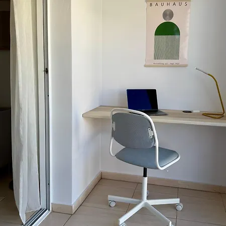 Modern Two Bedroom 2025- Renovated With Pool