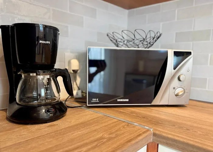 Apartmán Modern Two Bedroom 2025- Renovated With Pool *